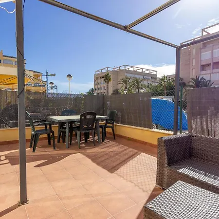 2 Bedroom In 아파트 또레비에하